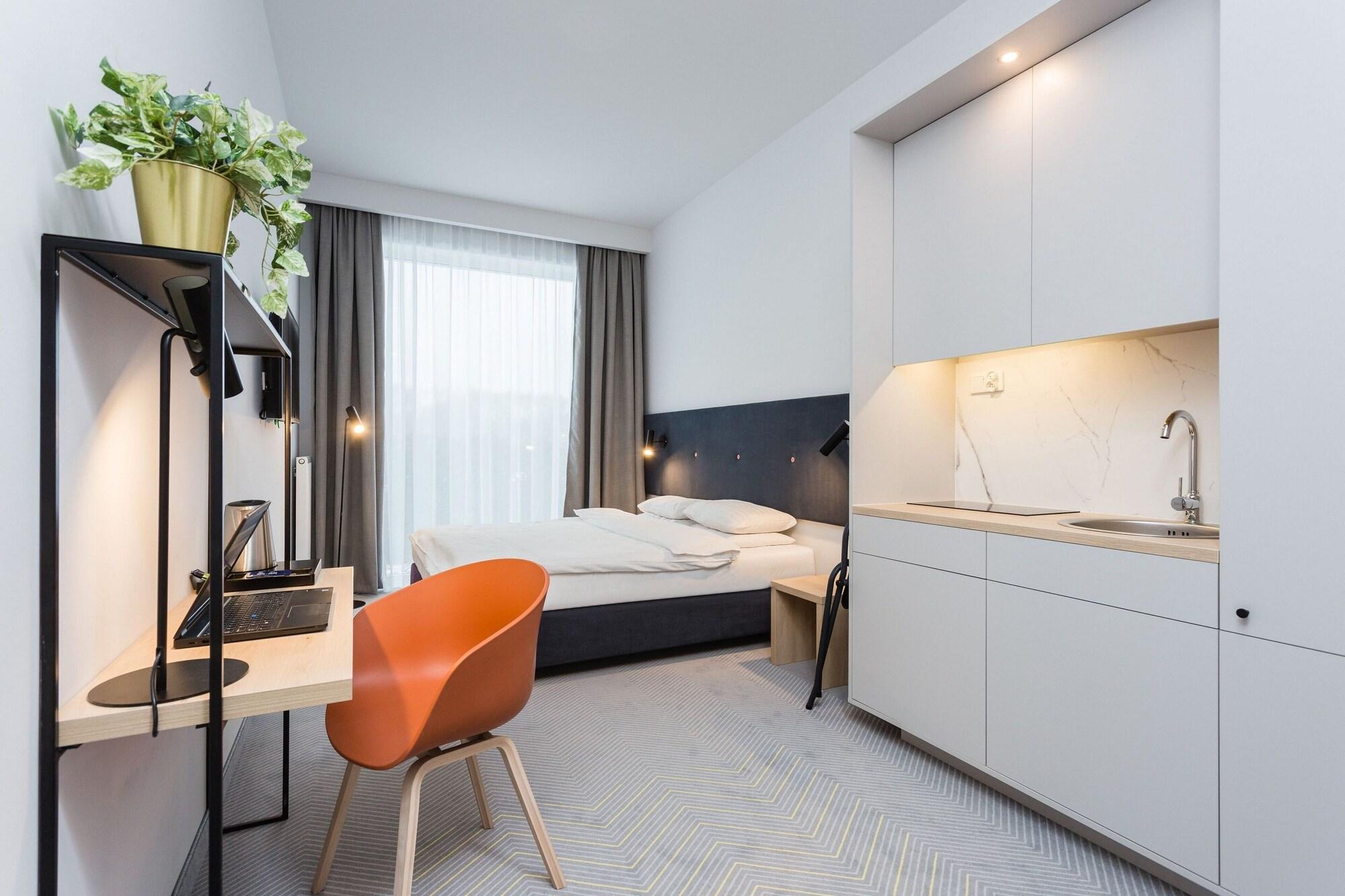 Hotel Platinum Hotel&residence Wilanow 3*